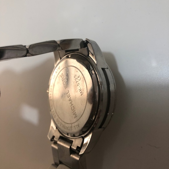 Michael Kors Silver Watch - Picture 3 of 4